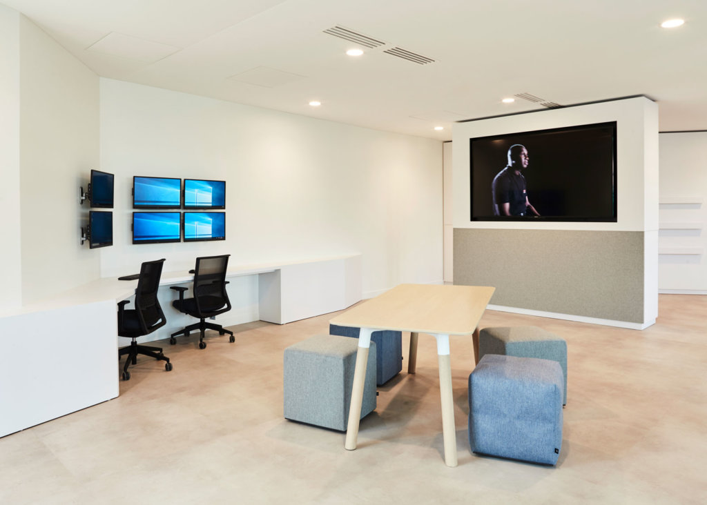 AVMD - Autres prestations - Showroom - Mur d'images - SECURITAS