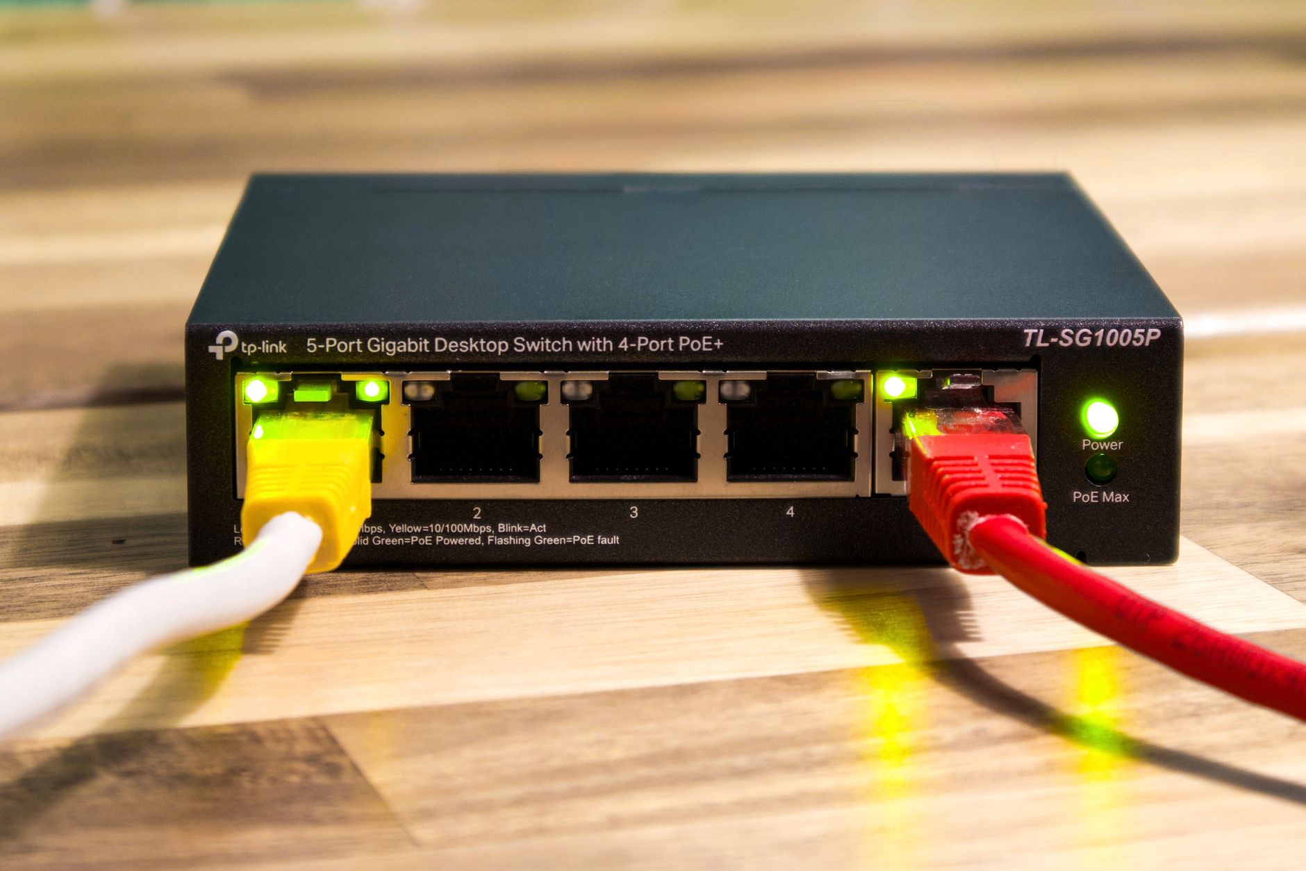 Zones blanches WiFi au bureau : 7 causes fréquentes et comment les corriger