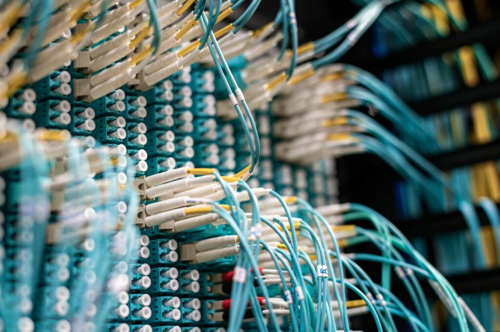 Combien coûte l&rsquo;installation d&rsquo;un réseau WiFi professionnel ? Les postes qui font le budget